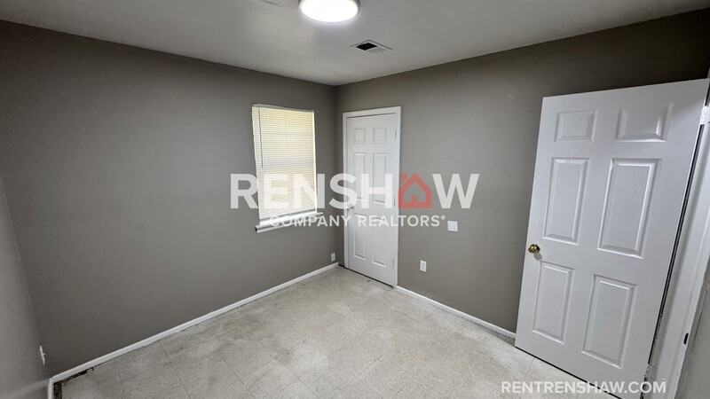 220 Vernelle Ave - Photo 7 of 14