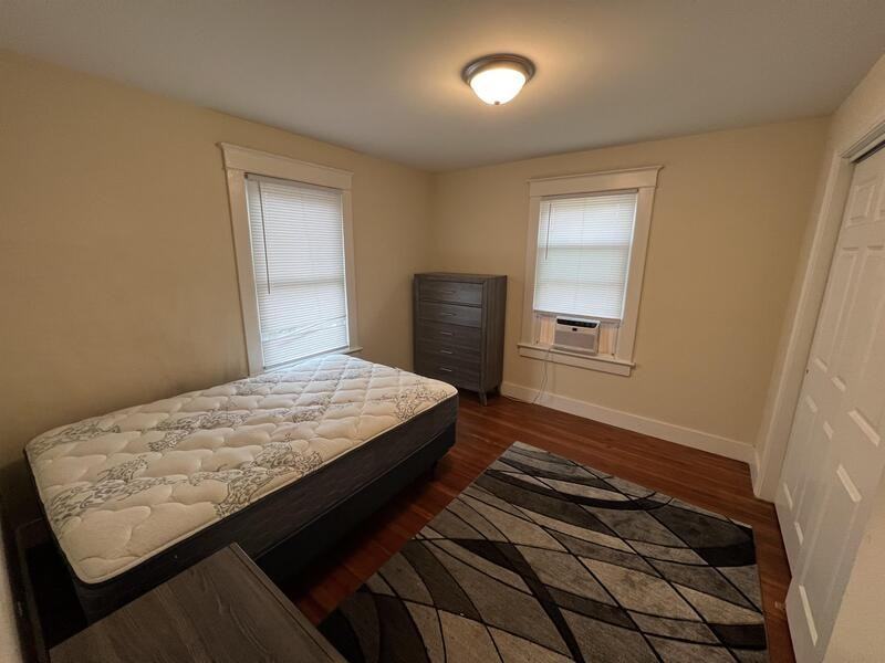 18 Canal St Southington - Photo 4 of 31