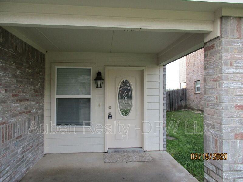 908 Parkplace Rdg - Photo 2 of 20