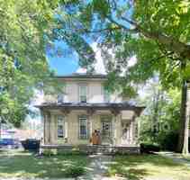 featured image of 244 N Washington St #2