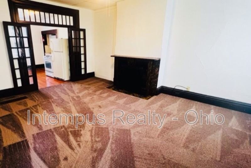 244 N Washington St #2 - Photo 5 of 30