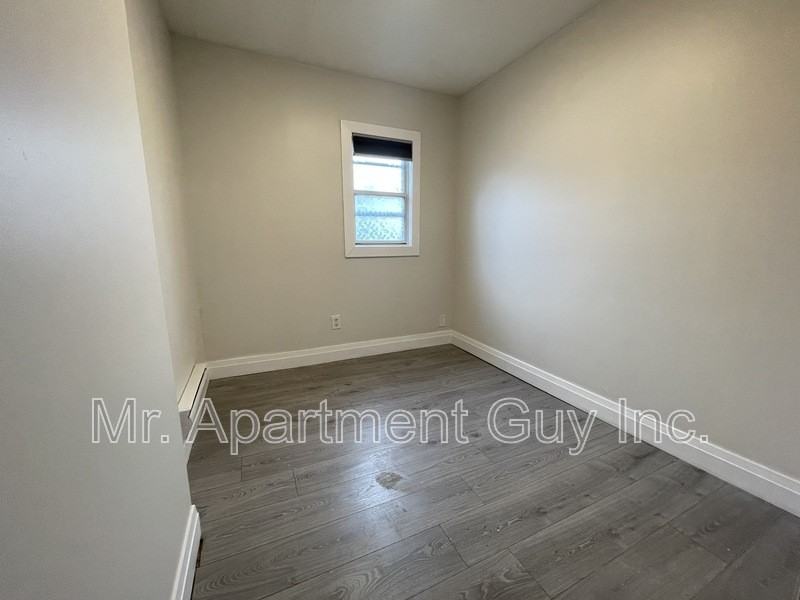 53 Dawes Rd #205 - Photo 7 of 9
