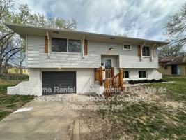 featured image of 5012 Powell Ave