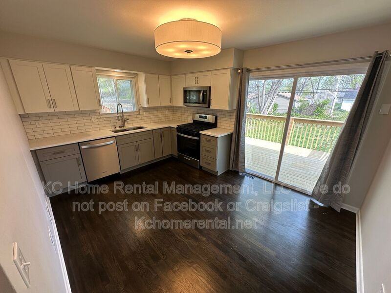 5012 Powell Ave - Photo 3 of 43