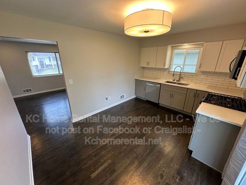 5012 Powell Ave - Photo 4 of 43