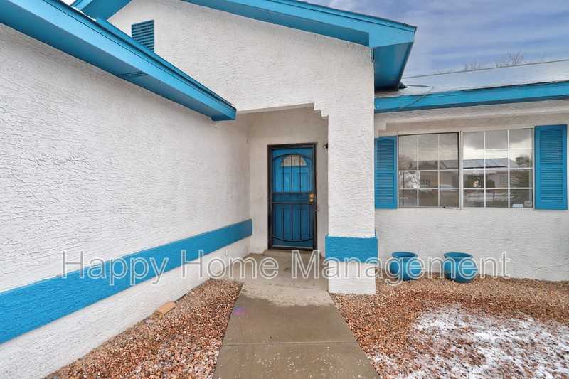 1312 Quartz Dr Sw - Photo 2 of 22