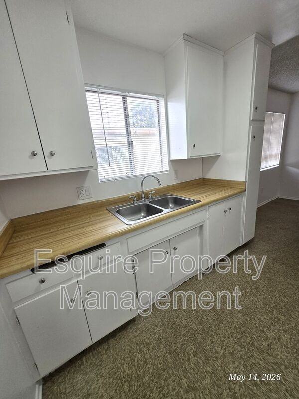 2056 N Ventura Rd #3 - Photo 6 of 15