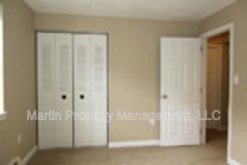 16 Kenmar Dr #122 - Photo 4 of 6