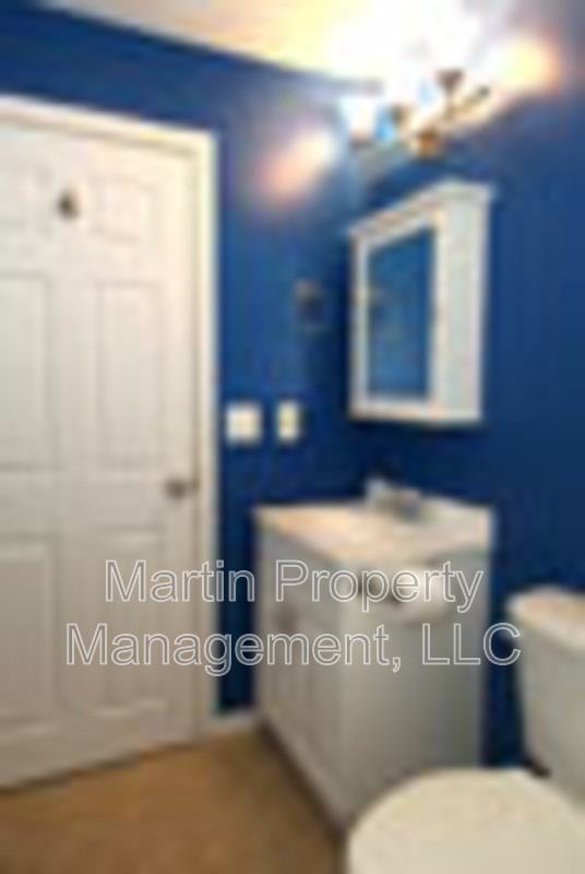 16 Kenmar Dr #122 - Photo 5 of 6