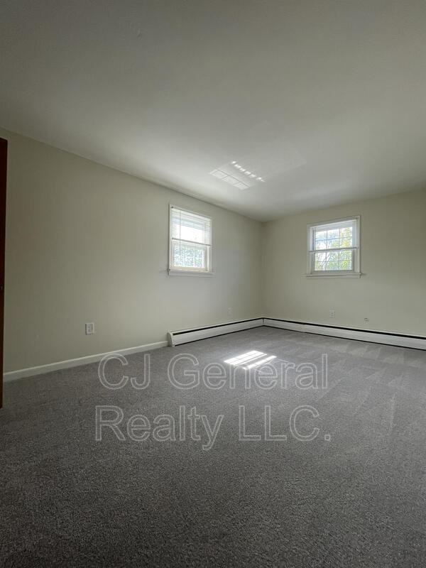 307 Washington St #3 - Photo 5 of 11