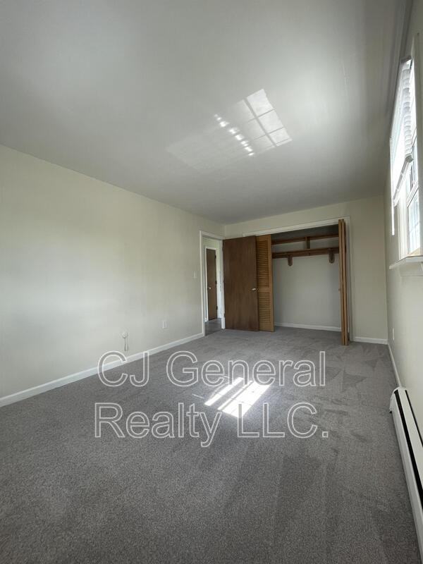 307 Washington St #3 - Photo 6 of 11