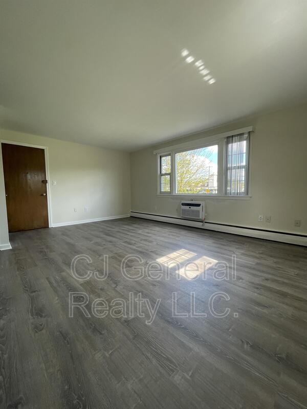 307 Washington St #3 - Photo 7 of 11