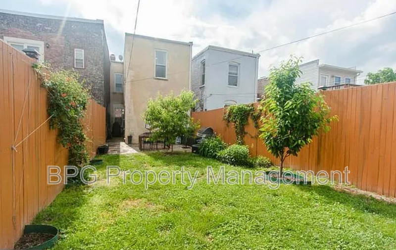 1027 7Th St. Ne - Photo 4 of 20