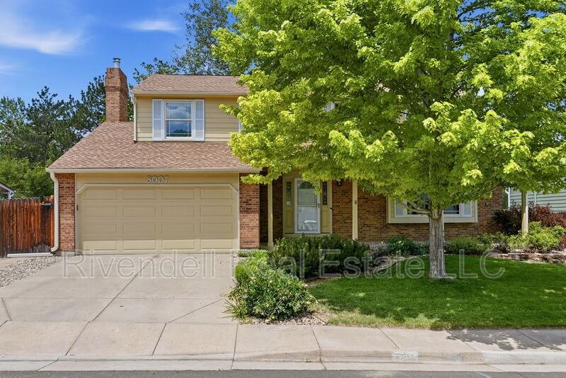 8007 S Datura St - Photo 3 of 23
