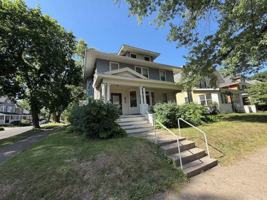 featured image of 1600 W Callender Ave