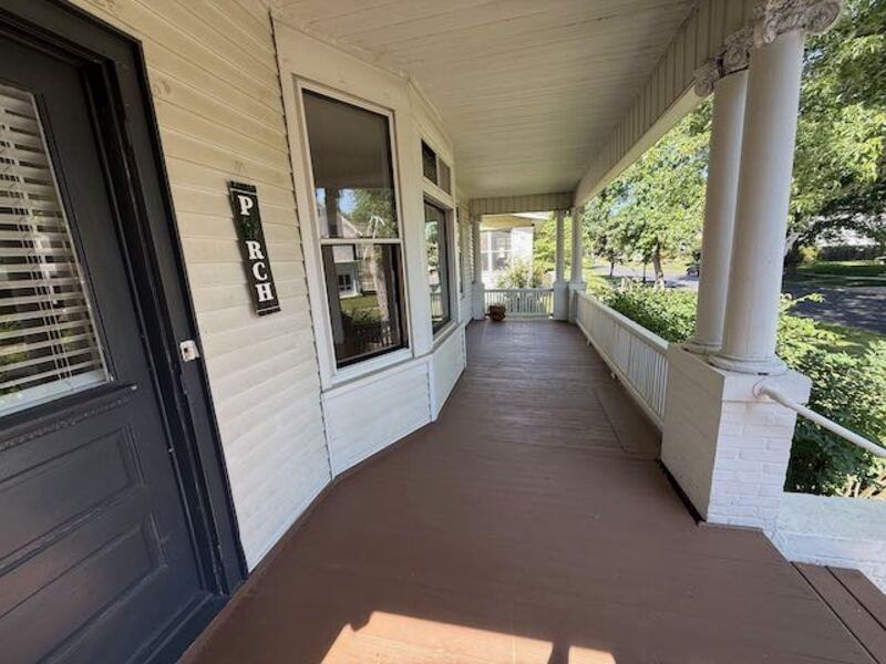 1600 W Callender Ave - Photo 3 of 23