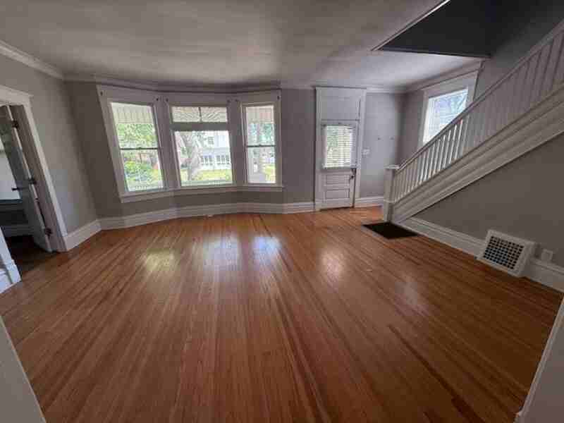 1600 W Callender Ave - Photo 5 of 23