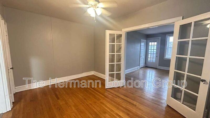 5042 Pernod Ave #2F - Photo 5 of 10