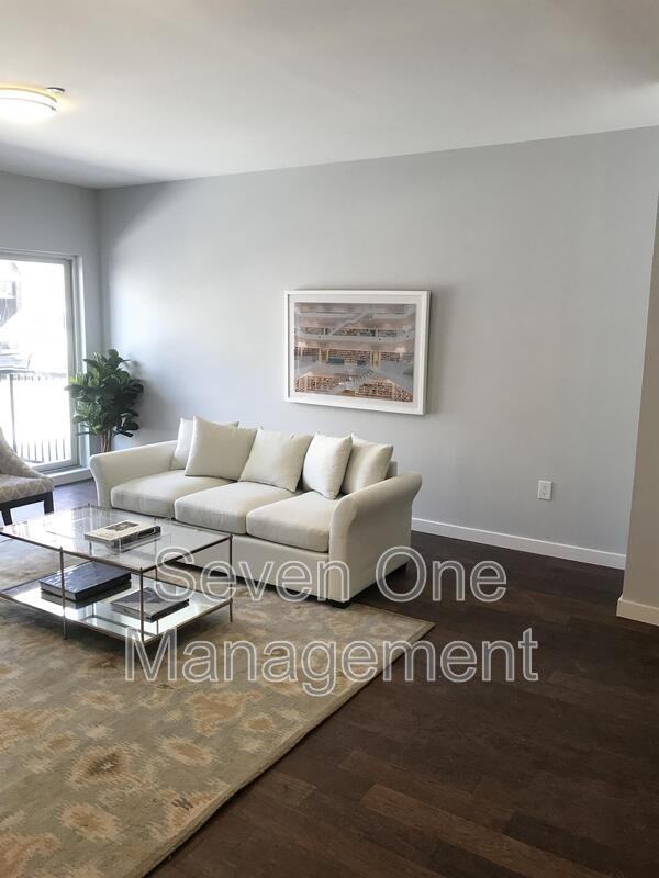 101 Terrace St - Photo 3 of 16