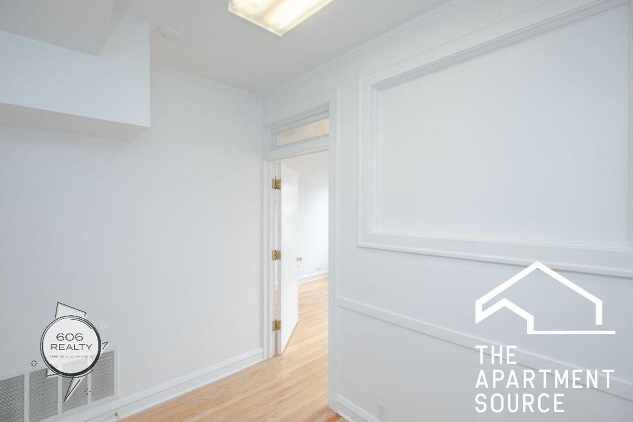 1550 W 95th St #207 - Photo 5 of 6