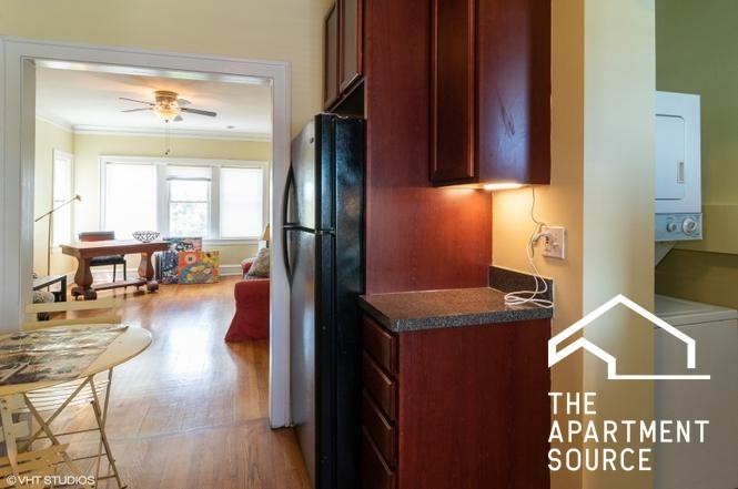 906 S Elmwood Ave #3 - Photo 3 of 8