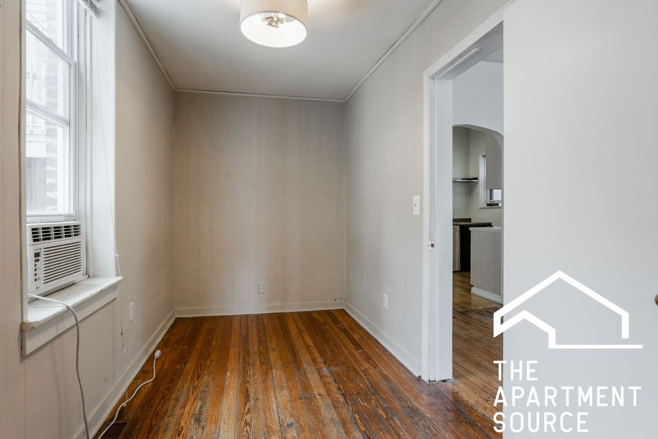 2334 N Wayne Ave #1R - Photo 6 of 13