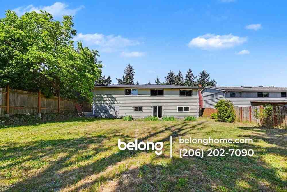 14630 3rd Ave Sw - Photo 4 of 20