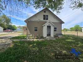 featured image of 24 1/2 Van Buren St