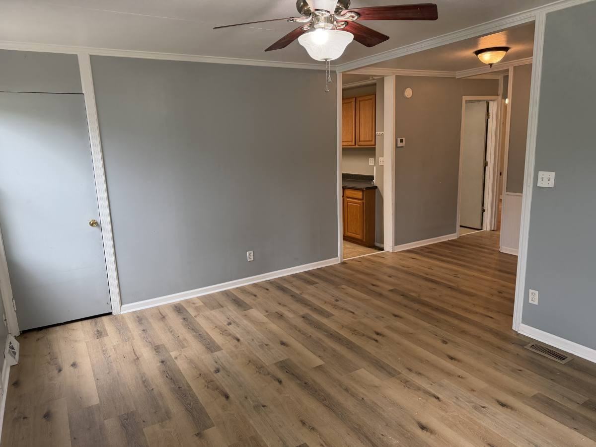 918 Ne 44th Ter - Photo 6 of 7