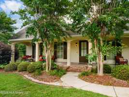 featured image of 18523 Pecan Ln