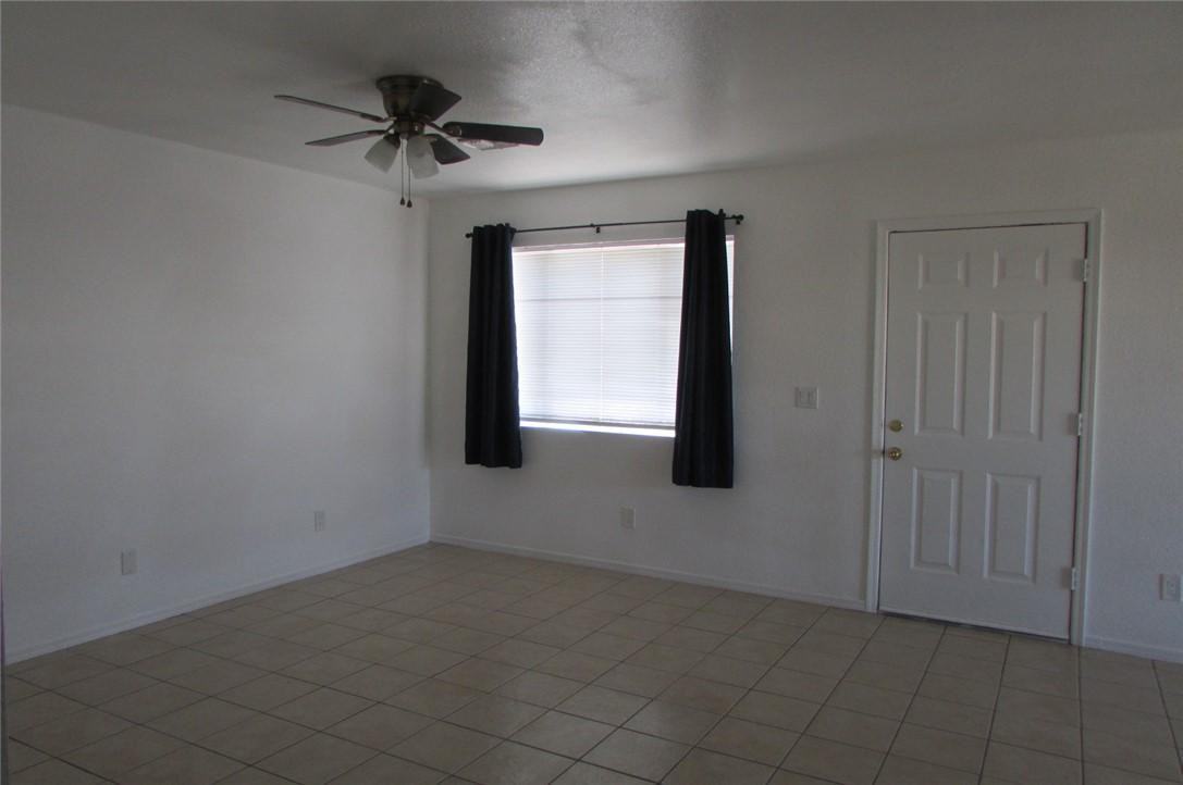 1697 Richardo Ave - Photo 3 of 16