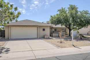 7707 S Kenwood Ln - Photo 1 of 1