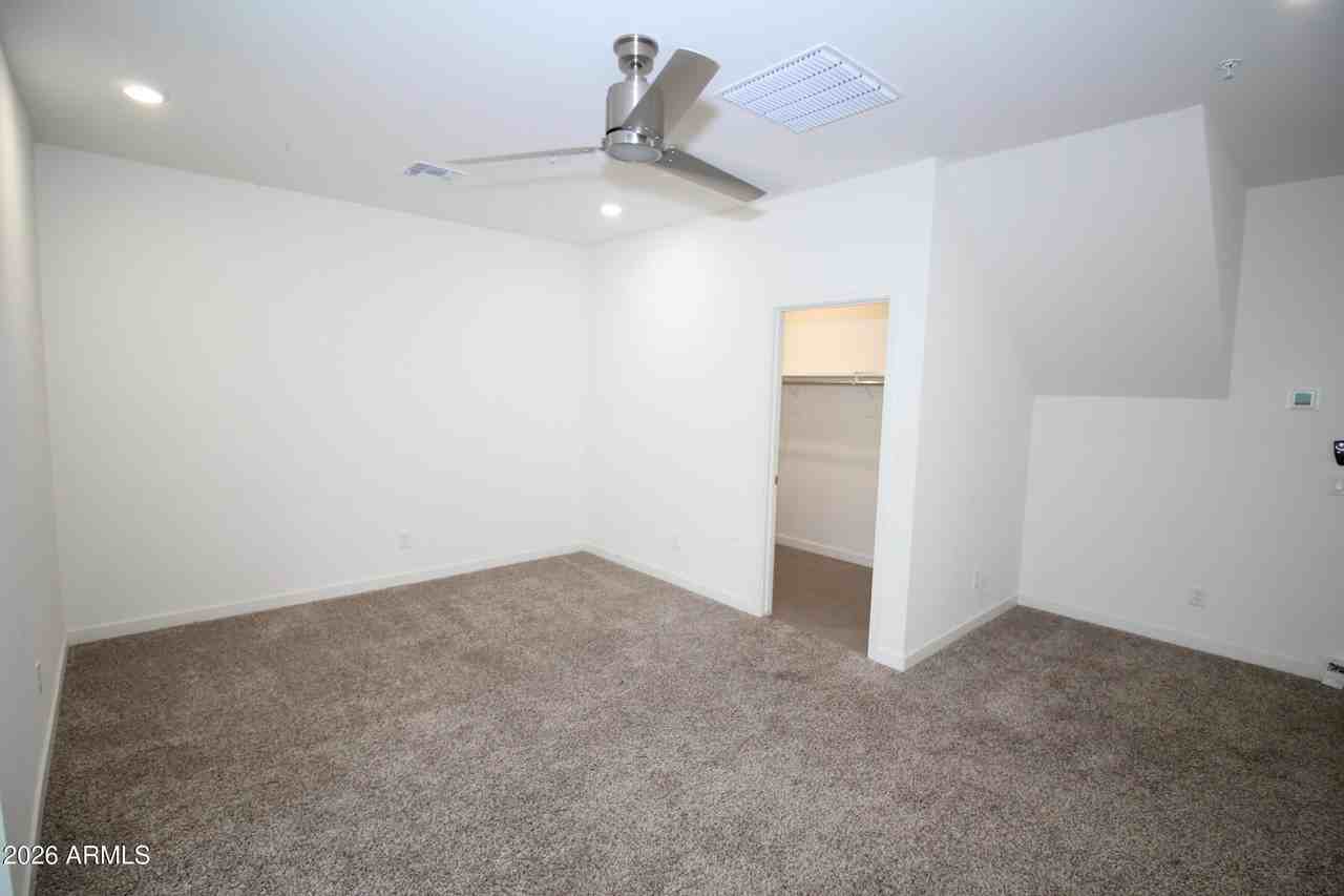 2215 W Harmont Dr - Photo 5 of 19