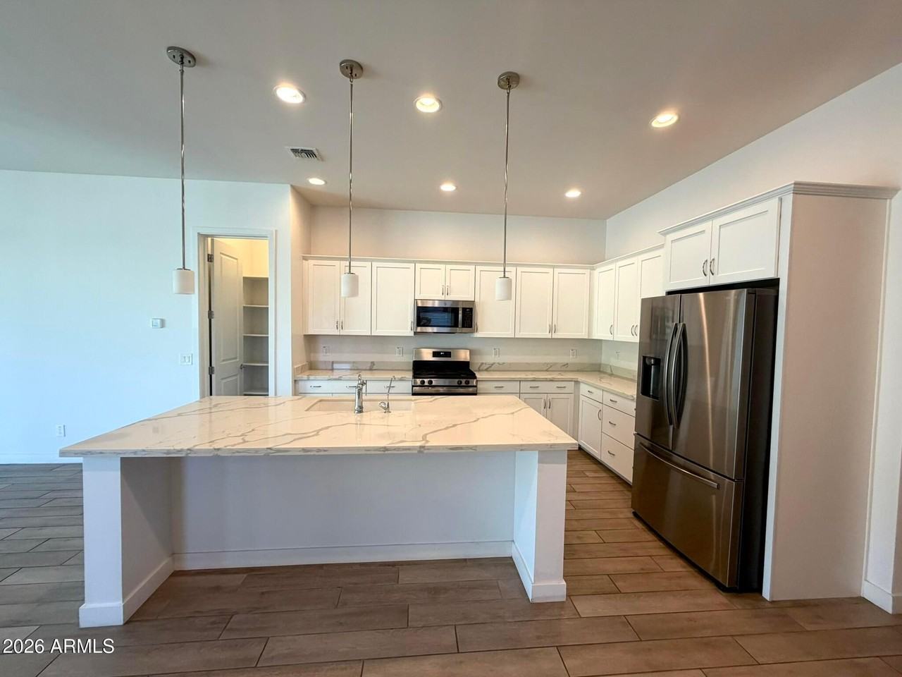 835 E Hopi Trl - Photo 3 of 26