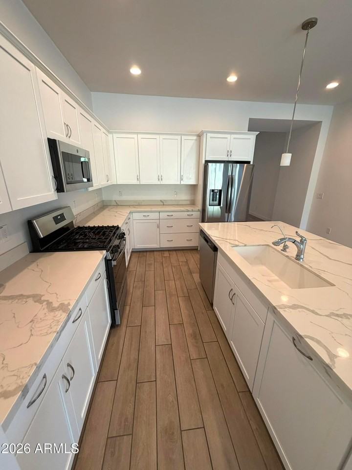835 E Hopi Trl - Photo 4 of 26
