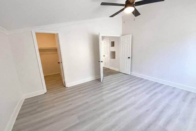 3303 Deaver Dr - Photo 6 of 42