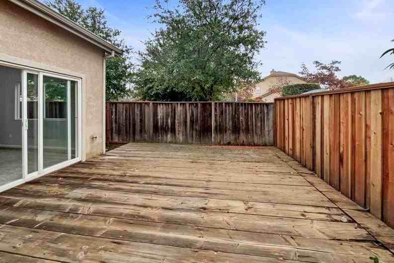 4455 Meadow Valley Cir - Photo 6 of 23