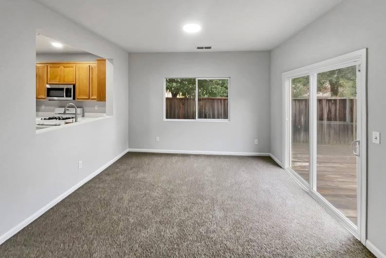 4455 Meadow Valley Cir - Photo 7 of 23