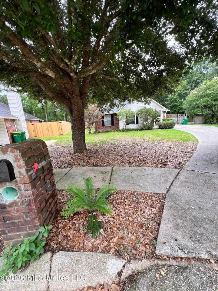 13509 Saint Martin Dr - Photo 3 of 20