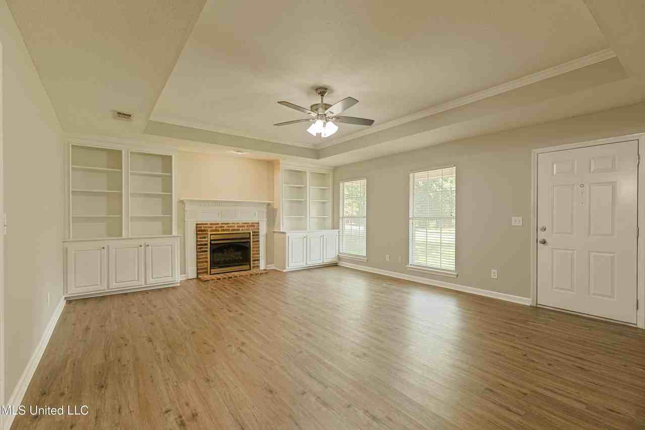 114 Fox Meadow Dr - Photo 7 of 36