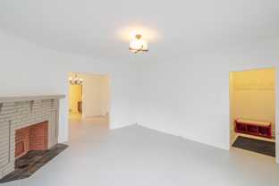 306 Brown St - Photo 1 of 1