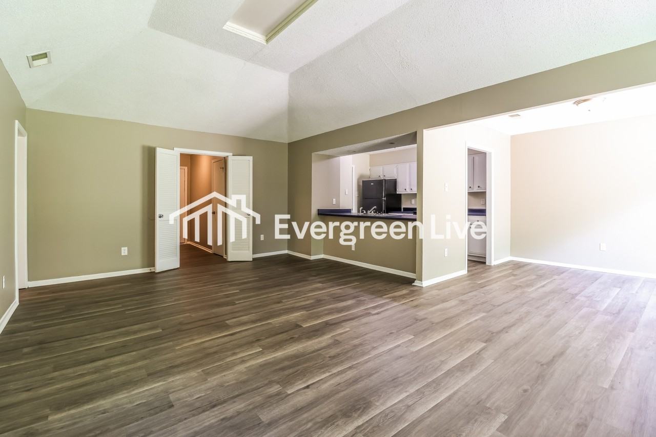 4304 Lady Slipper Ln - Photo 2 of 15