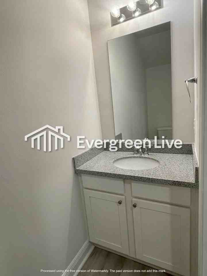 9792 Mcluvin Rd - Photo 5 of 31