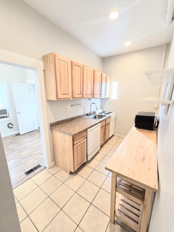 833 S Edison St #833DN