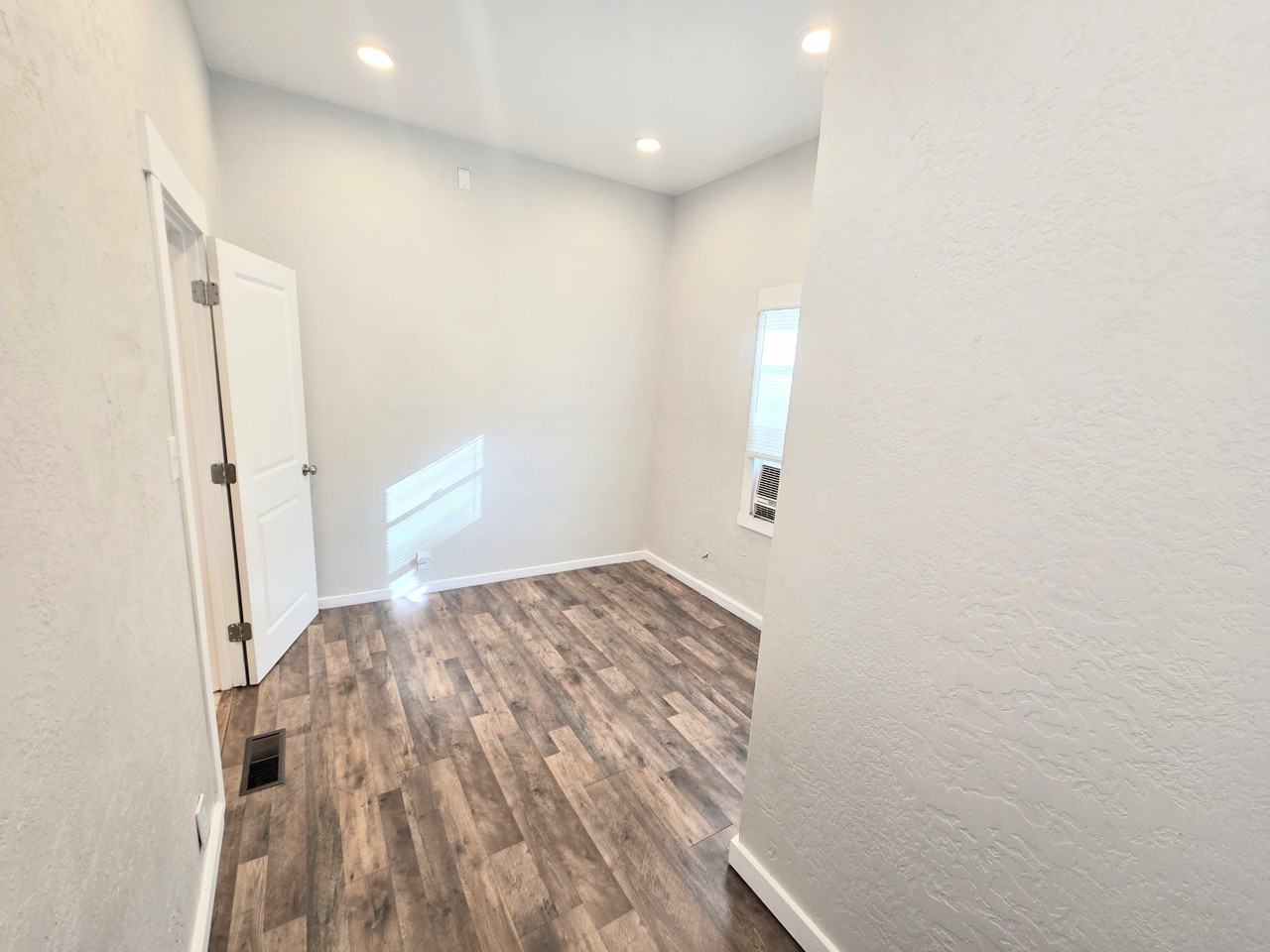 833 S Edison St #833DN - Photo 2 of 21