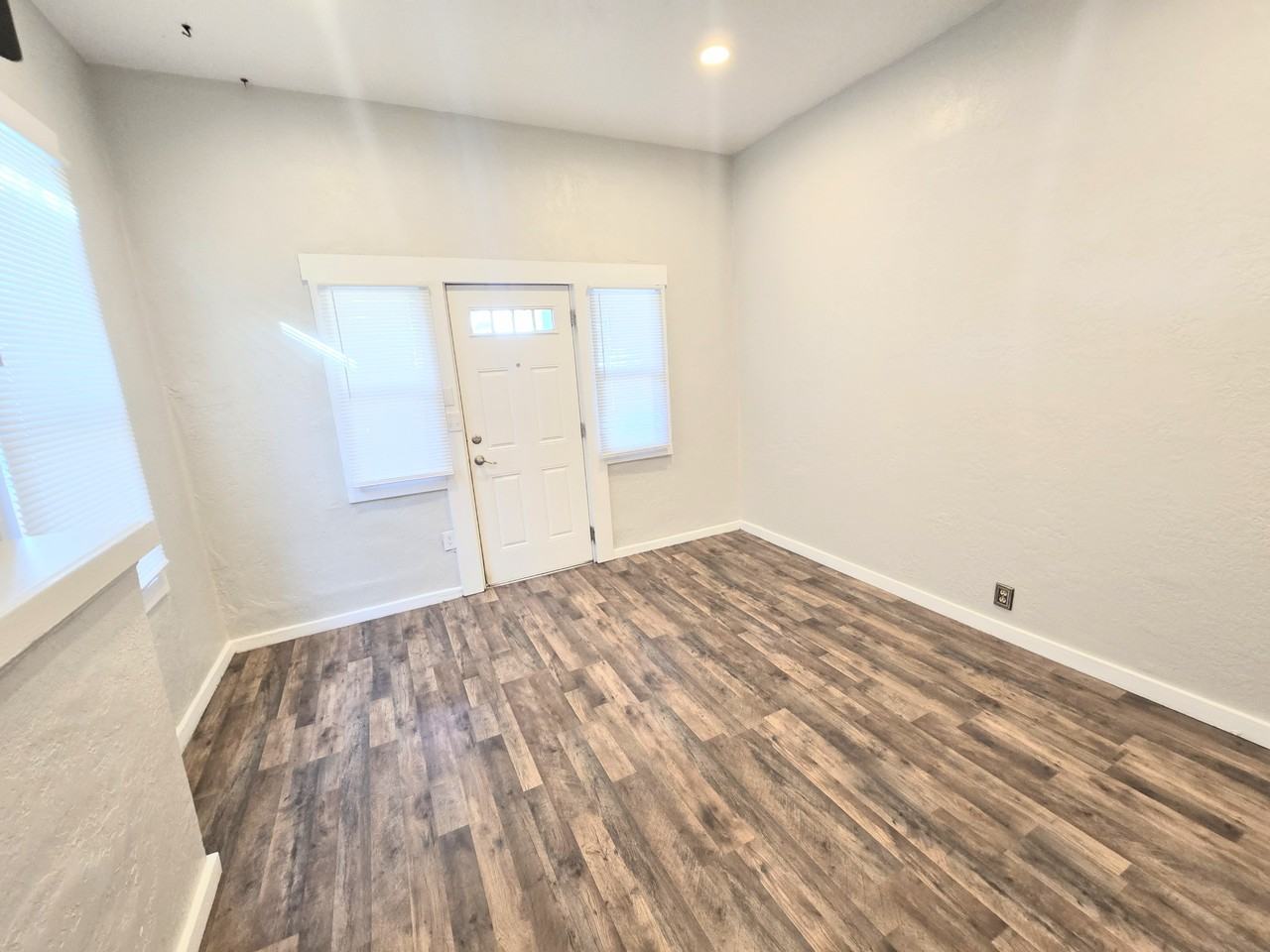 833 S Edison St #833DN - Photo 4 of 21