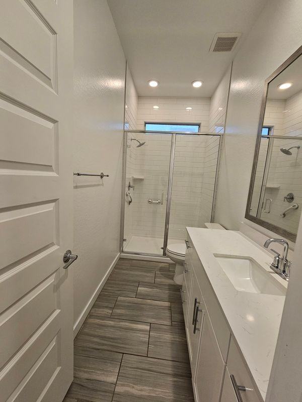 9415 S 39th Dr - Photo 4 of 8