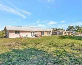 2916 Woodcrest Dr - Photo 1 of 1
