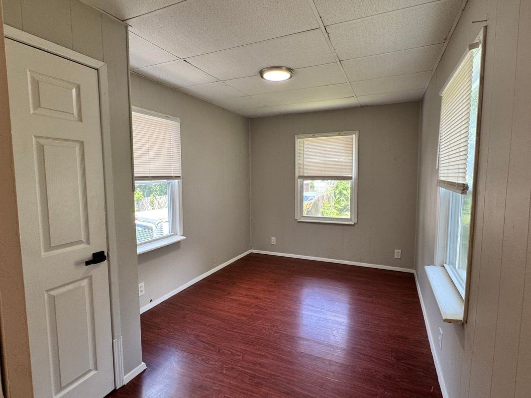 6543 Etzel Ave - Photo 6 of 14