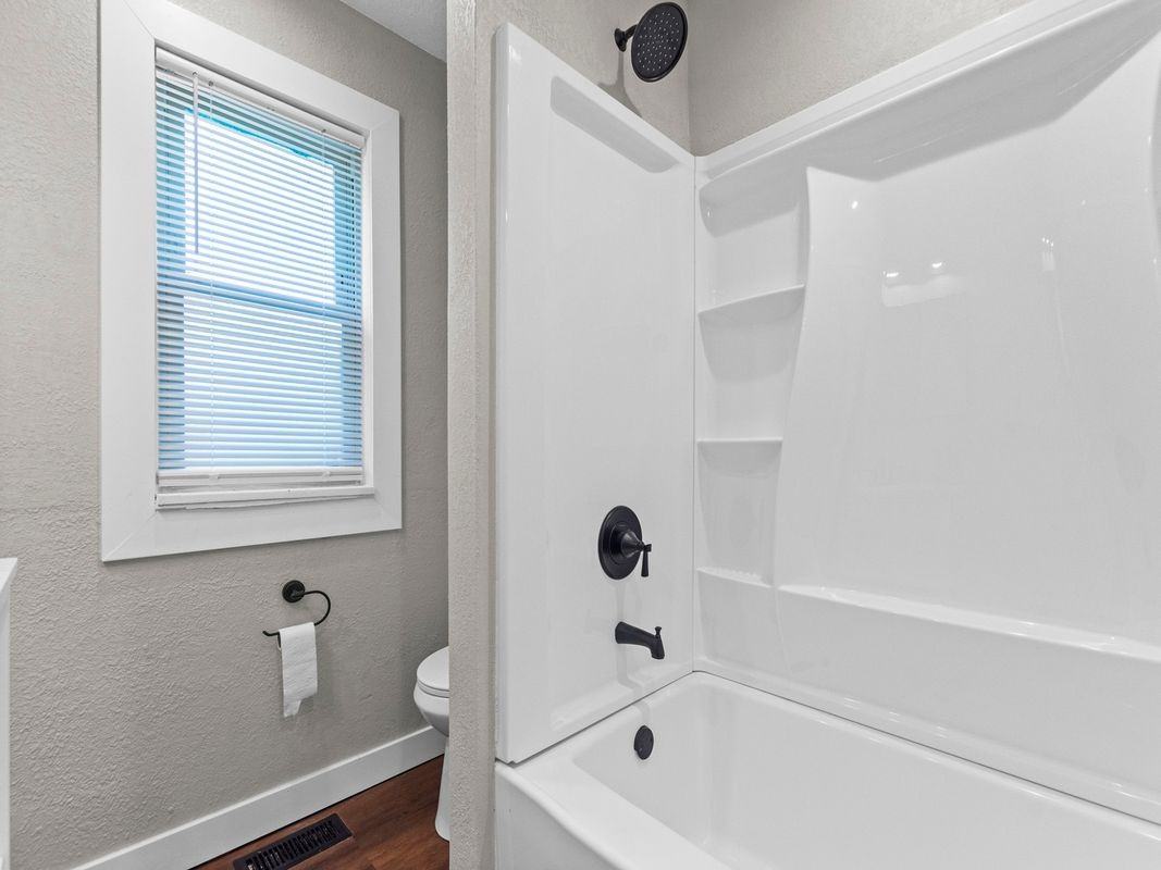 9915 North Rd - Photo 7 of 30